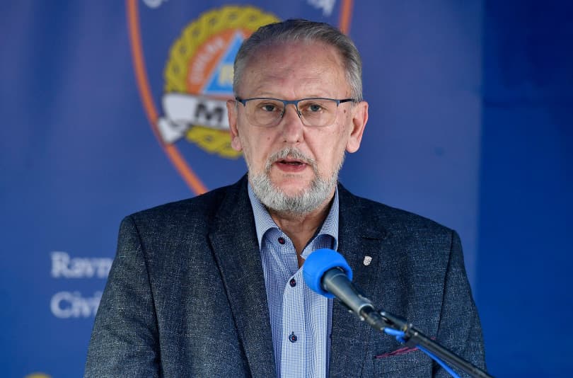 Ilustracija članka: Hrvatska neće ublažavati mjere prema BiH