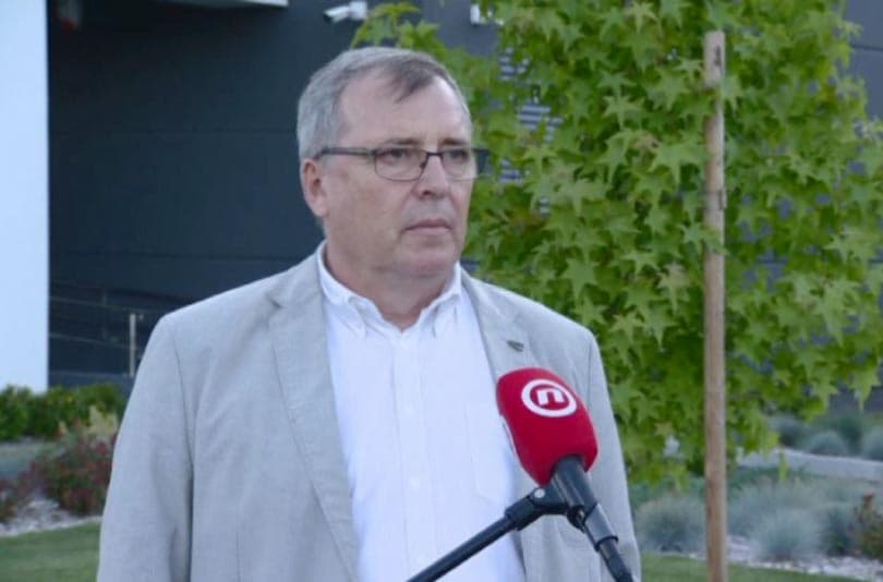 Ilustracija članka: Capak: Političare treba pitati jesu li otvorili granicu s BiH zbog izbora