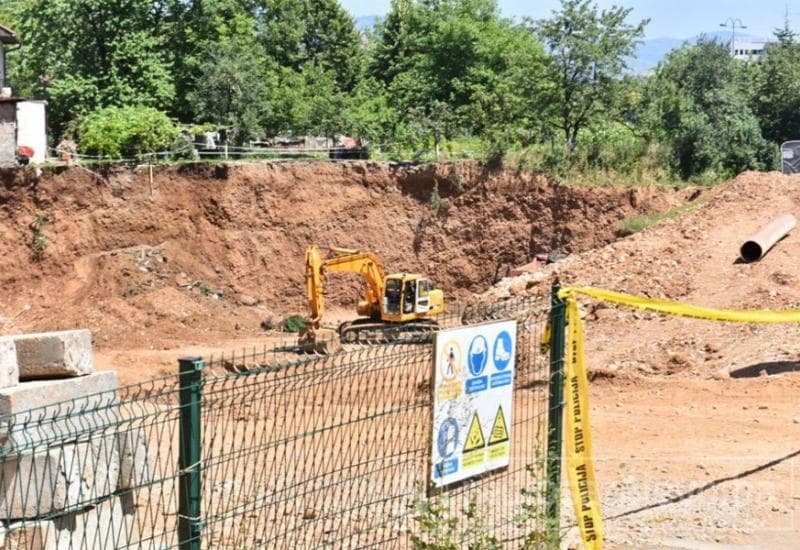 Ilustracija članka: Pet osoba uhićeno nakon što su dva radnika izgubila život u nesreći u Sarajevu