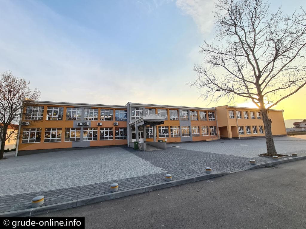 Ilustracija članka: Učenici u ŽZH će čekati udžbenike najmanje mjesec dana