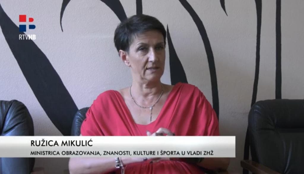 Ilustracija članka: Mikulić: Moguće kombiniranje online i redovne nastave u školama (VIDEO)