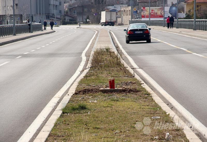 Ilustracija članka: Mostar: Građani spasili djevojku koja je pokušala izvršiti samoubojstvo