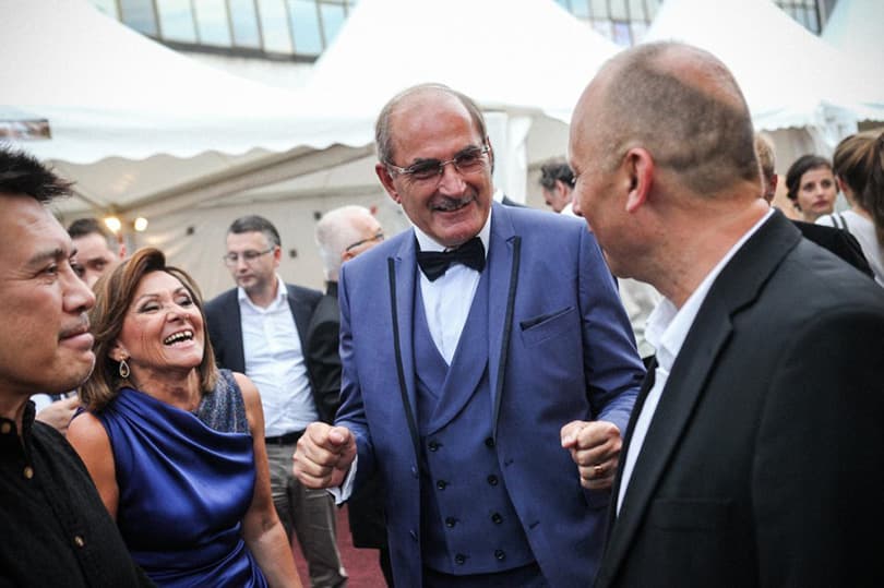 Ilustracija članka: Za njih nema krize: Ovo su najbogatiji ljudi u BiH