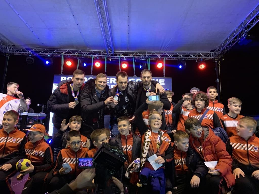 Ilustracija članka: Iz RS-a traže ukidanje Rukometnog saveza Herceg Bosne i naziva “hrvatski”