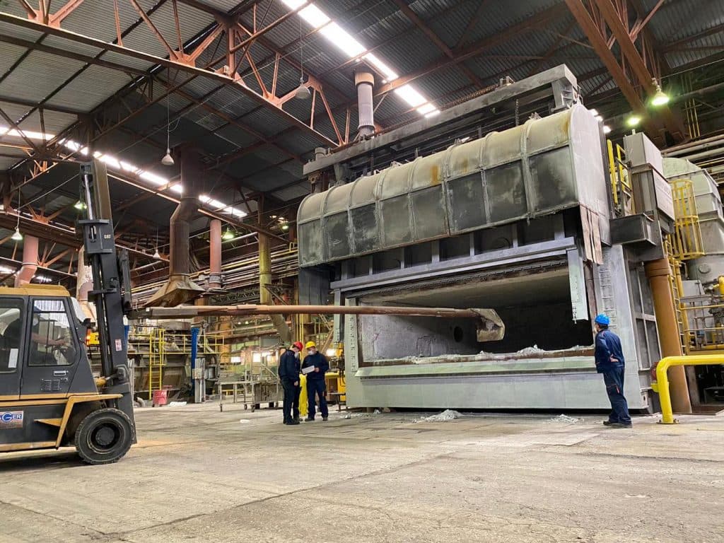 Ilustracija članka: U Aluminiju 82 stara radnika vraćena na posao