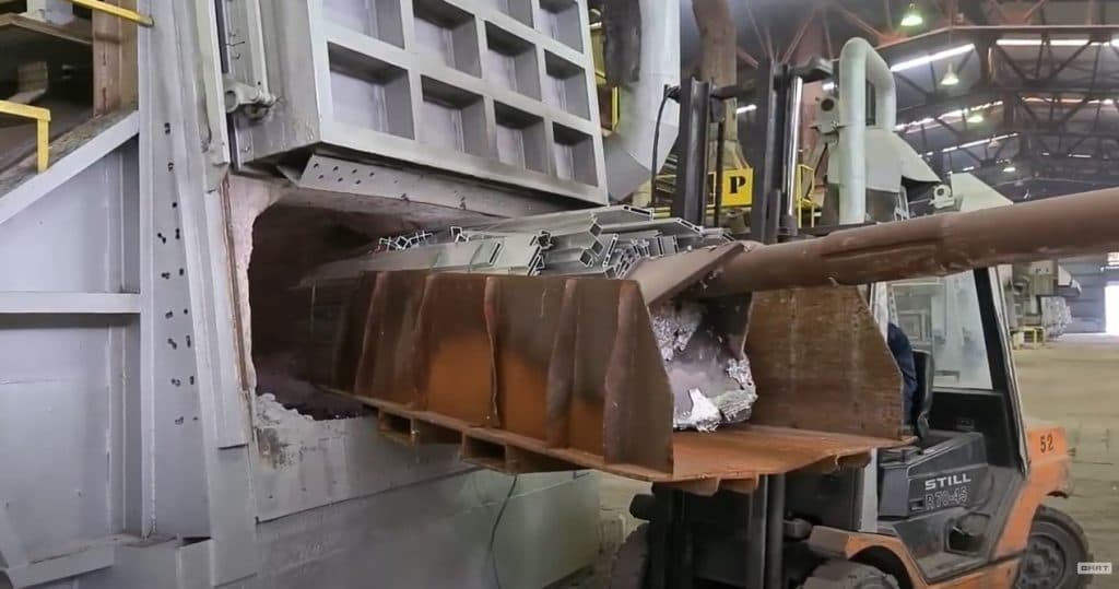 Ilustracija članka: Nakon više od godinu dana Mostarski Aluminij ponovno u pogonu