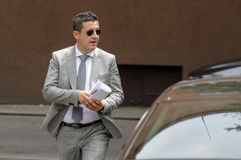 Ilustracija članka: Čampara: Policijski sat nema logike, treba ukinuti političke skupove