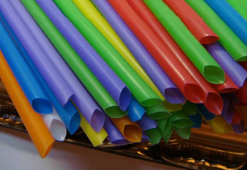 Ilustracija članka: Plastične vrećice i čaše, slamke, štapići za uši…bit će zabranjeni u BiH?!