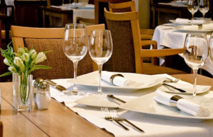 Ilustracija članka: Pojedini mostarski restrorani “stavili ključ u bravu”, raste broj nezaposlenih