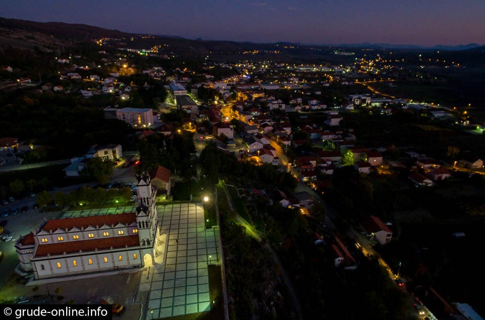 Ilustracija članka: Raspored misa polnoćki u grudskim župama