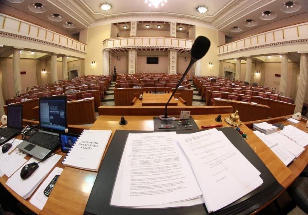 Ilustracija članka: Barbarić i Vidović rekorderi po putnim troškovima u Hrvatskom saboru