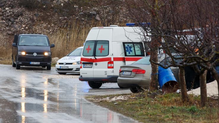 Ilustracija članka: Deveta smrt u Posušju izbjegnuta je pukom srećom: ‘Umrli su kako su i živjeli, svi za jednim stolom’