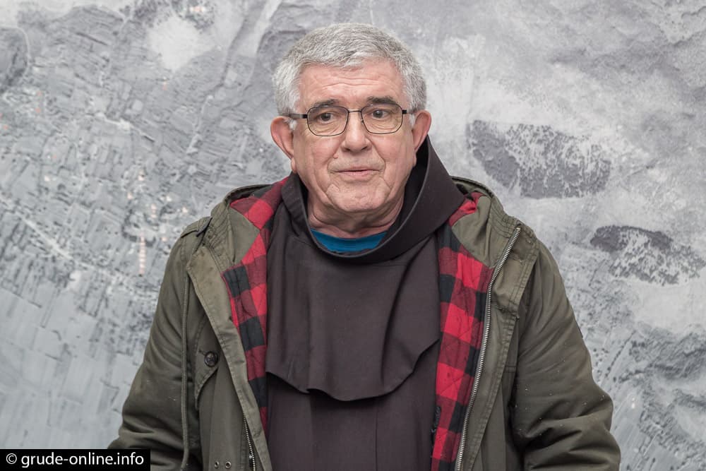 Ilustracija članka: Fra Ante Marić: Istina je za stol sjela