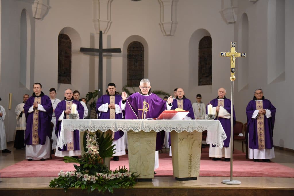 Ilustracija članka: U Širokom Brijegu započeli Dani pobijenih hercegovačkih franjevaca