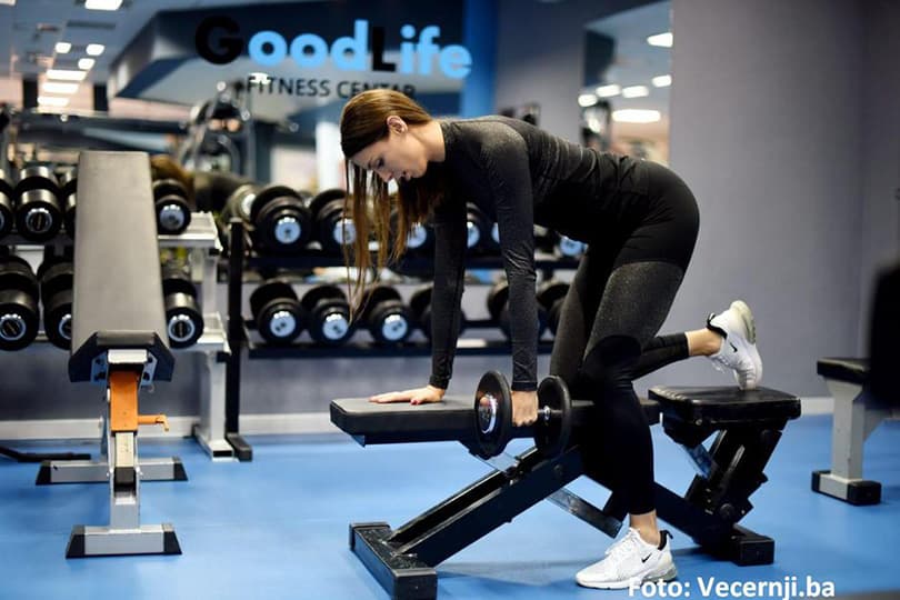 Ilustracija članka: Ana Marija Penava: Krajnje je vrijeme da se ljudi pokrenu