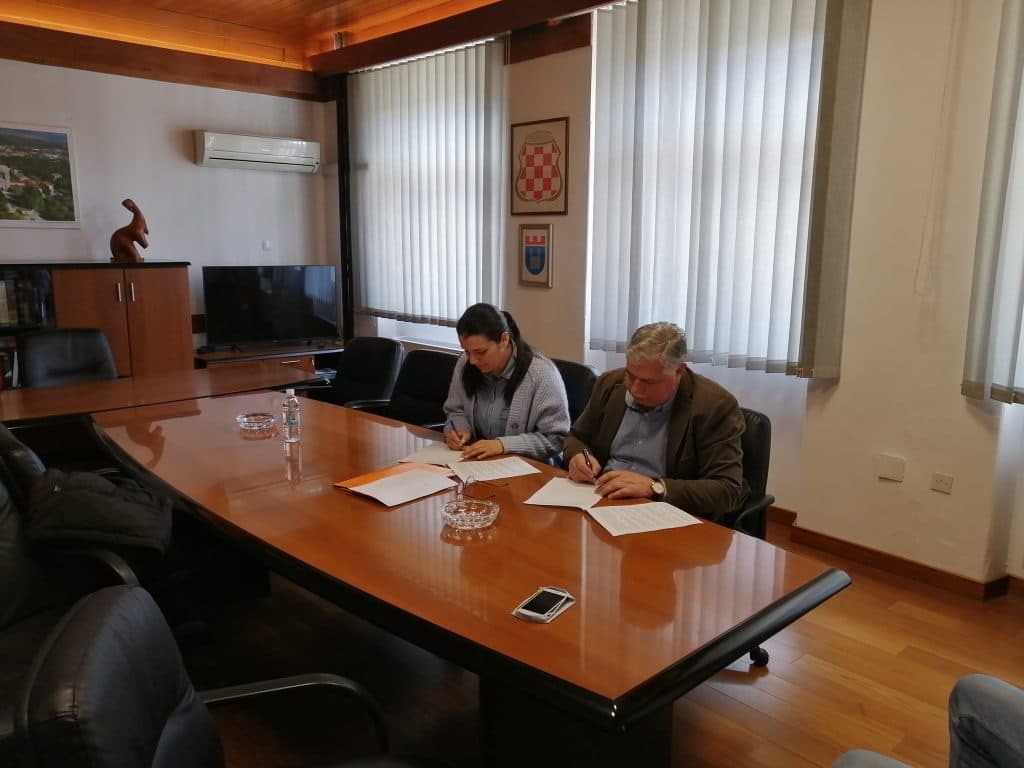 Ilustracija članka: Potpisan je Sporazum između Grada Široki Brijeg i Udruge EKO ZH za potporu provođenju projekta YOUth Drive