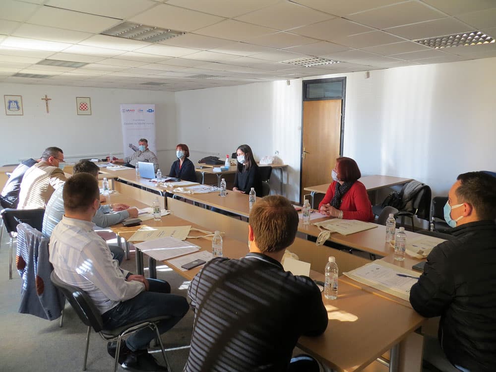 Ilustracija članka: Deset gradova i općina iz ŽZH i HBŽ u projektu ”Zajedno za lokalni razvoj”