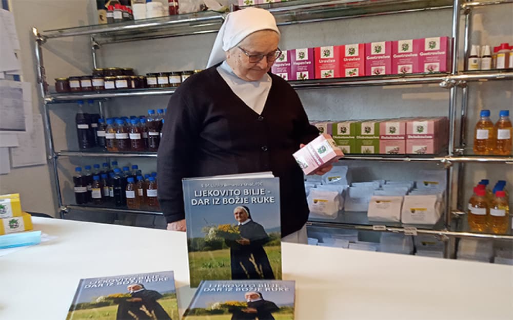 Ilustracija članka: Biljni pripravci poznate časne sestre Ljubice Kovač iz Posušja uskoro na tržištu BiH