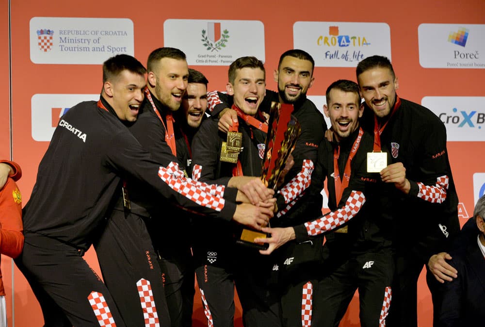 Ilustracija članka: Širokobriješka braća Kvesić i Čitlučanin Martinac prvaci Europe s hrvatskom karate reprezentacijom