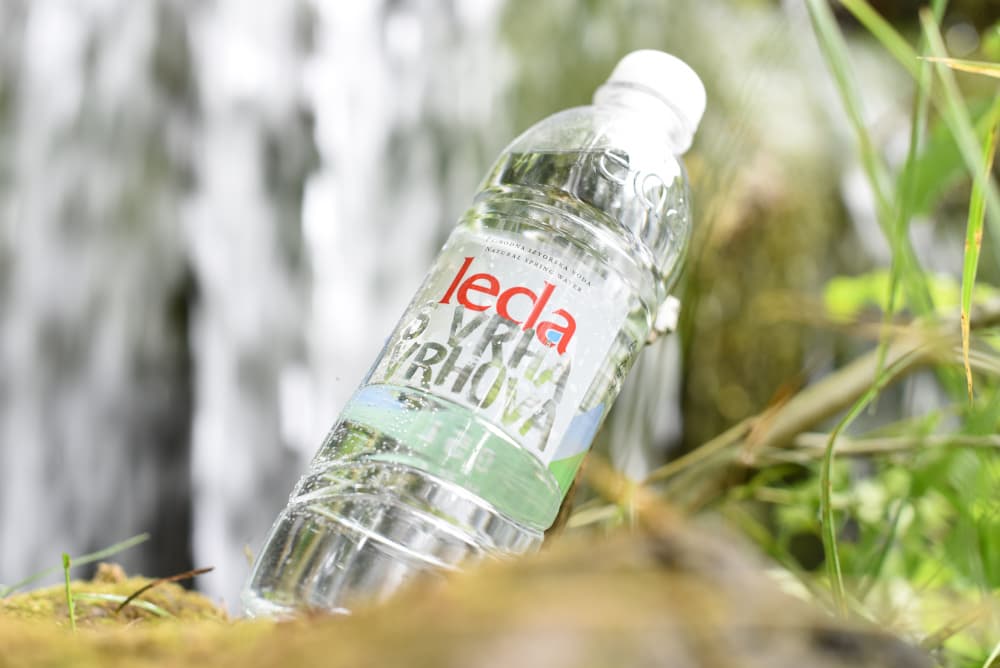Ilustracija članka: Prirodna izvorska voda Leda – S vrha vrhova