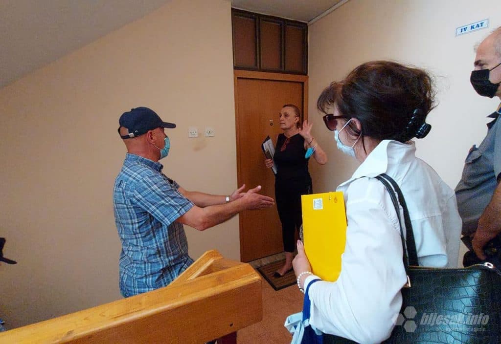 Ilustracija članka: Drama u Mostaru: Iz stana izbacuju obitelj iako imaju sve papire!