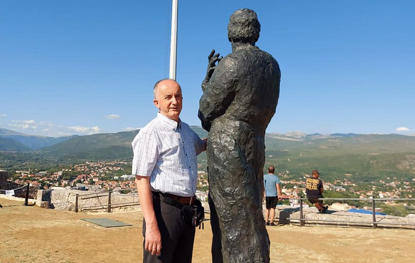 Ilustracija članka: Pjesma fra Miljenka Stojića proglašena najboljom domoljubnom pjesmom na manifestaciji u Kninu