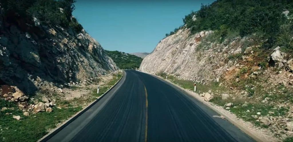 Ilustracija članka: Unatoč političkoj krizi i pandemiji, Hercegovina je veliko gradilište