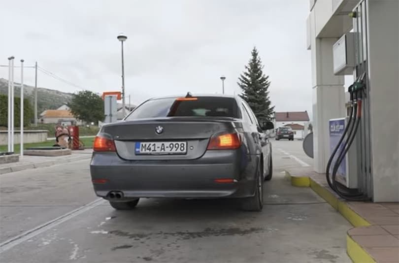 Ilustracija članka: VIDEO  Došao je natočiti pun rezervoar, a reakcija ‘djelatnika’ s benzinske crpke je hit