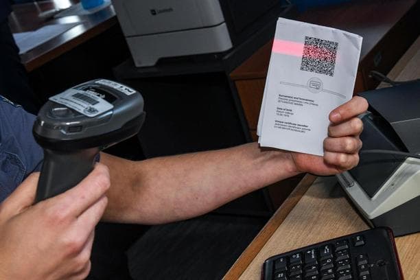 Ilustracija članka: Sljedeće godine putovanja u EU samo s trećom dozom cjepiva