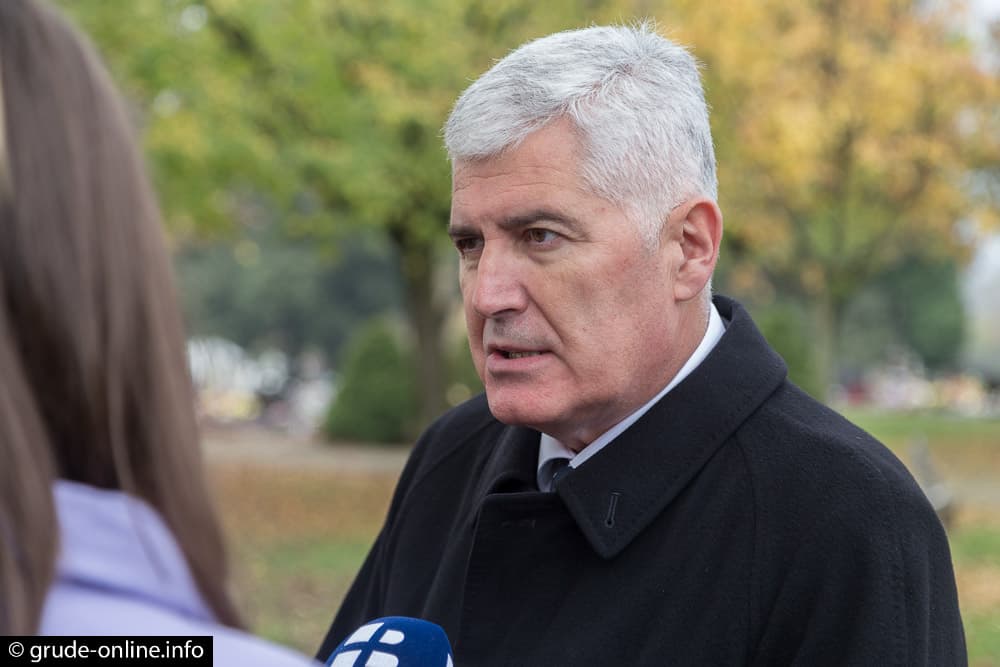Ilustracija članka: Dragan Čović odlazi s mjesta predsjednika HDZ-a BiH nakon 20 godina?