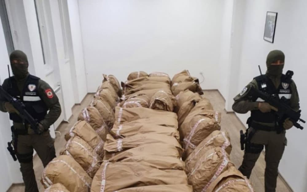 Ilustracija članka: Narkogrupa kupovala stanove i automobile političarima i policijskim dužnosnicima