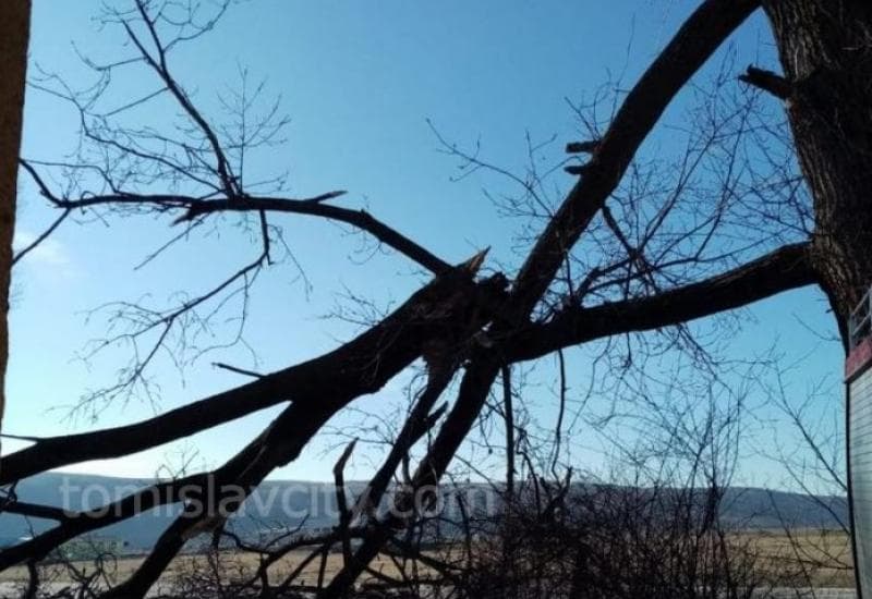 Ilustracija članka: Bura stvara probleme na prometnici Tomislavgrad – Posušje