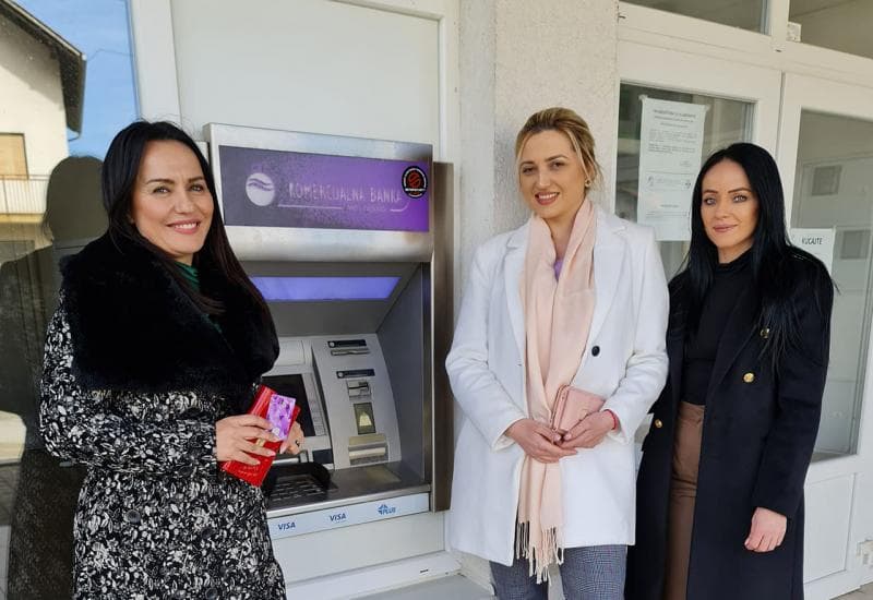 Ilustracija članka: U selu u BiH svečano otvoren bankomat