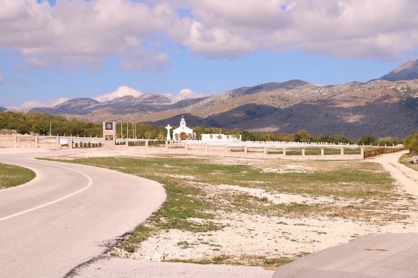 Ilustracija članka: Nastavljeni radovi na Groblju mira na Bilima