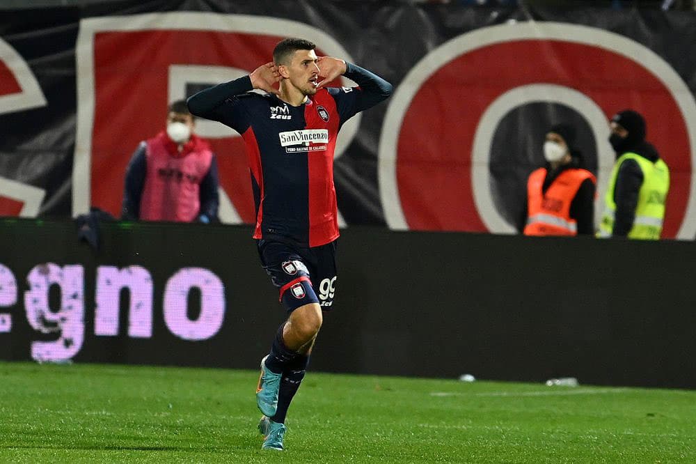 Ilustracija članka: Gruđanin blista u Italiji: Hat-trick Mirka Marića