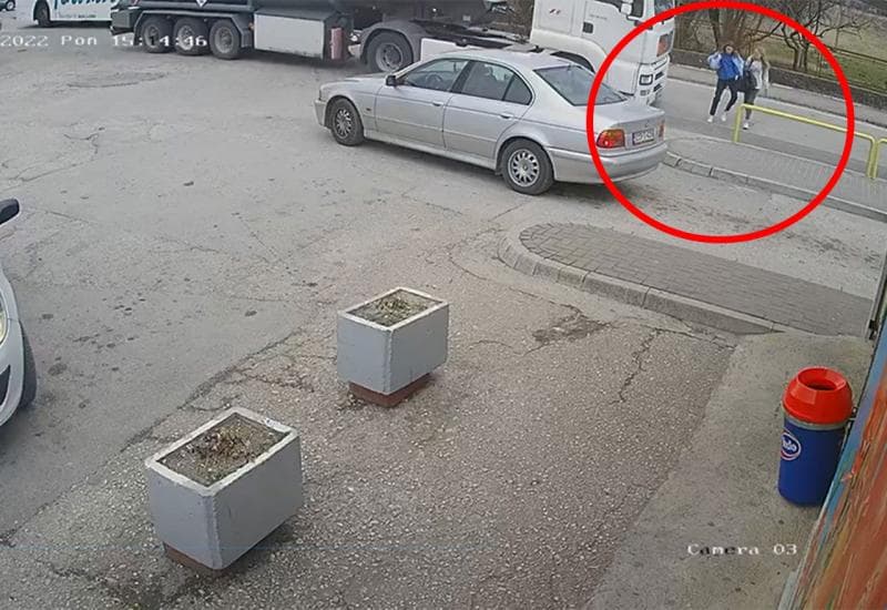 Ilustracija članka: U Vitini kamion naletio na djevojčice