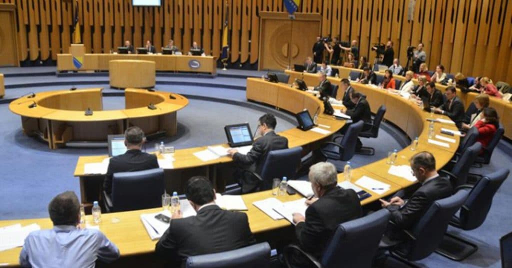 Ilustracija članka: Dom naroda danas o trošarinama na gorivo