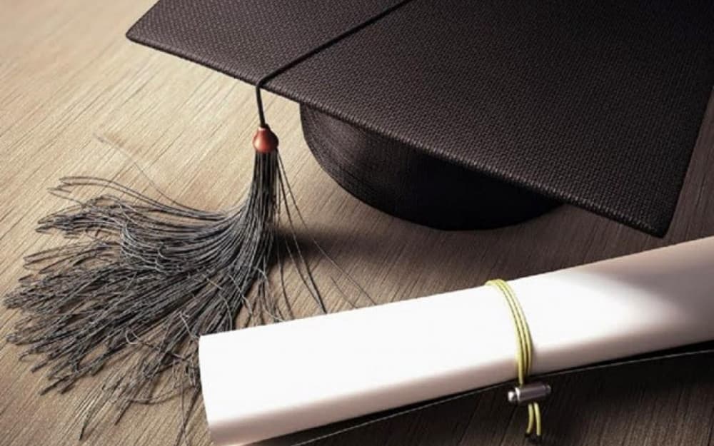 Ilustracija članka: I to je BiH: Završio fakultet, a nije osnovnu školu