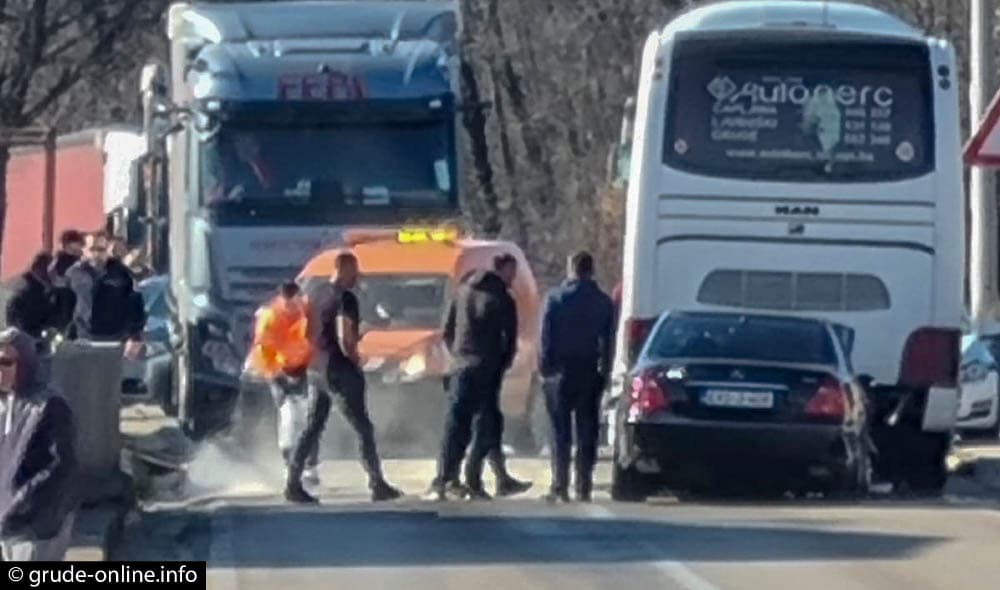 Ilustracija članka: Grude:U teškoj prometnoj nesreći ozlijeđena jedna osoba