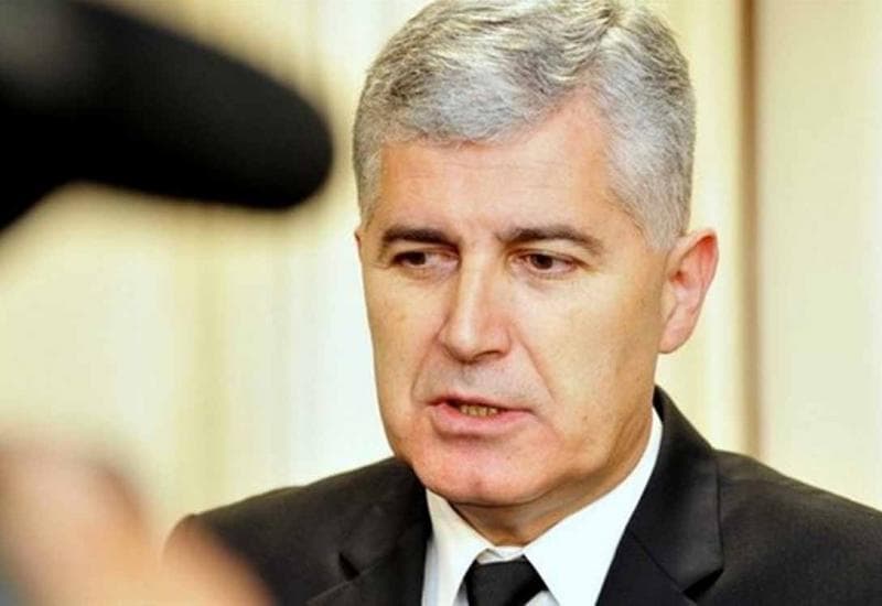 Ilustracija članka: Čovićeva poruka Dodiku: Oni koji se igraju vatrom nemaju podršku Hrvata