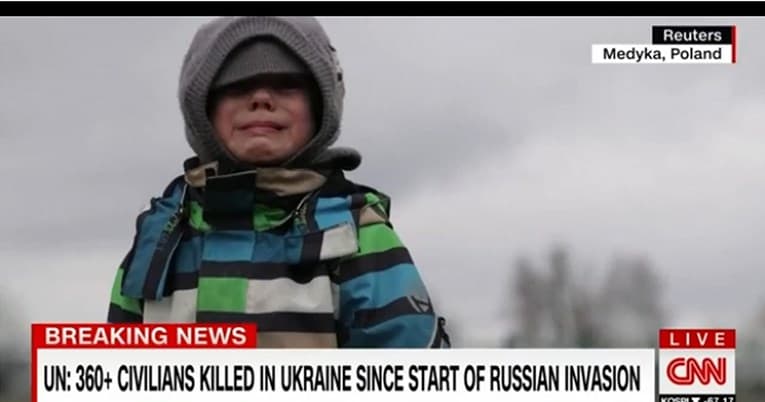 Ilustracija članka: CNN objavio potresan video: Uplakani dječak s vrećicom u ruci sam prelazi u Poljsku