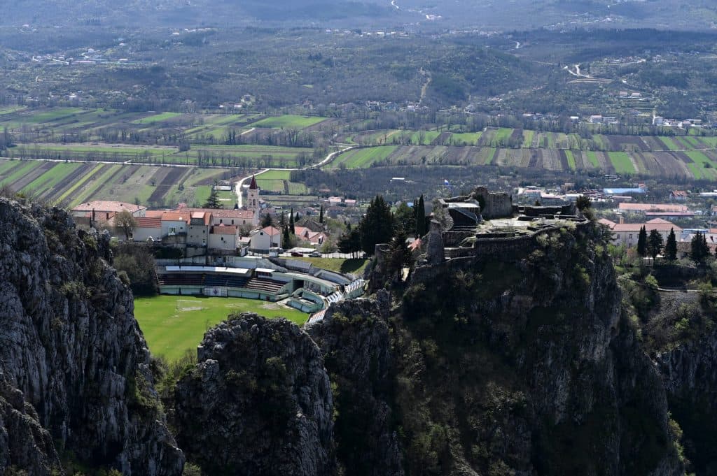 Ilustracija članka: Prvi turisti stigli na područje Imotske krajine