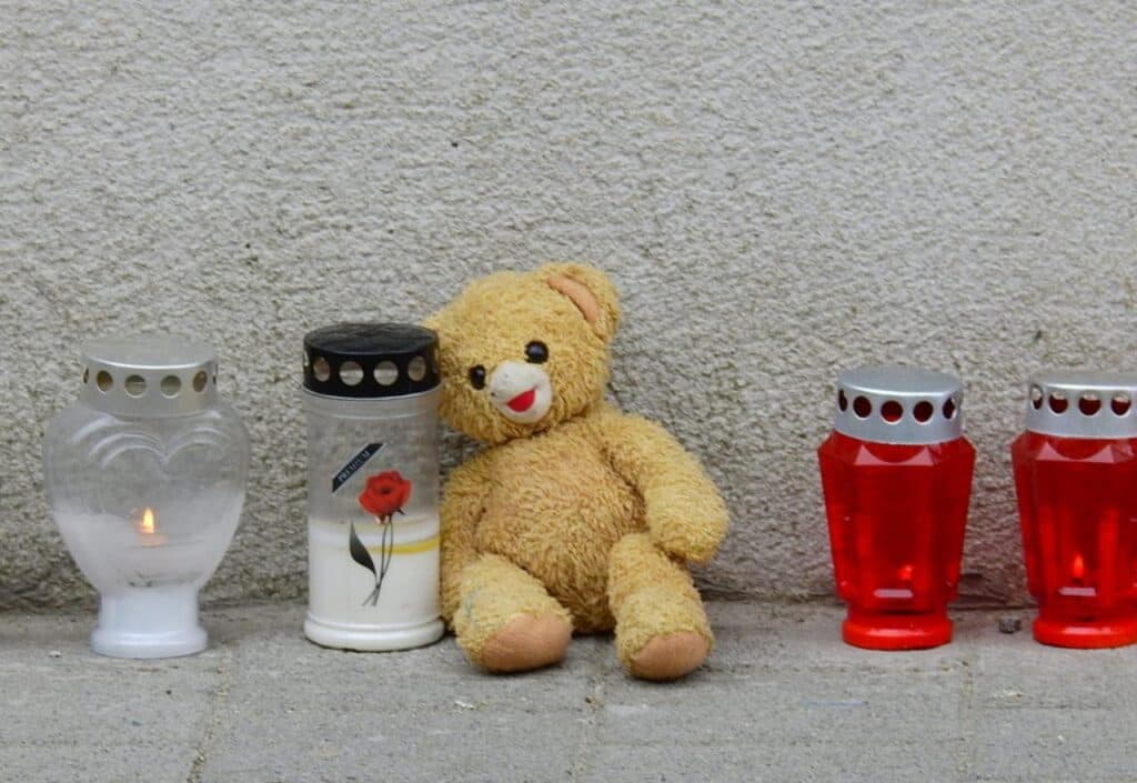 Ilustracija članka: Majka malene Nikoll dobila 13 godina zatvora, otac 7