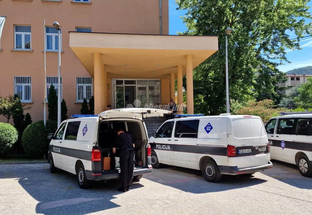 Ilustracija članka: Dojava o bombi u Vladi HNŽ-a