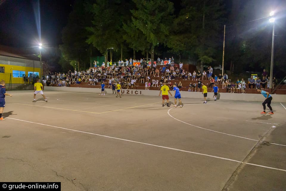 Ilustracija članka: Večeras polufinalna večer 21. malonogometnog turnira Ružići 2024.