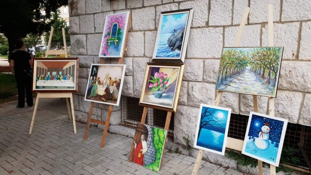 Ilustracija članka: U Grudama upriličena izložba slika s Likovne radionice Grude