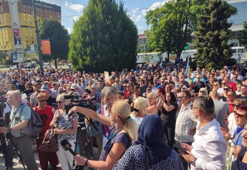 Ilustracija članka: Gospodarstvenici zbog minimalca idu pred Vladu