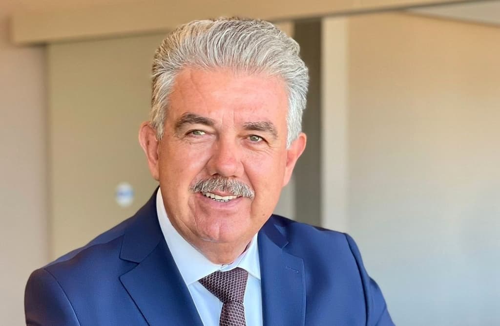 Ilustracija članka: Herceg: Po 100 KM svakoj osobi na birou