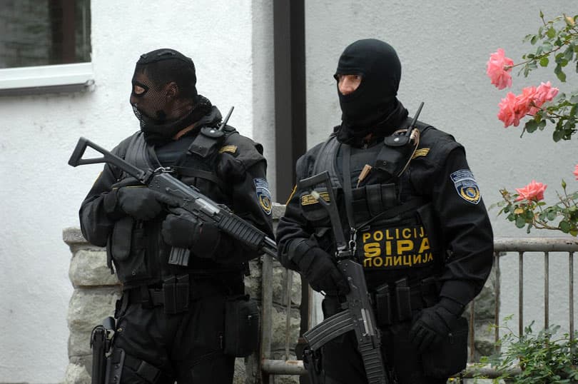 Ilustracija članka: Velika akcija SIPA-e: Pretresi više stanova zbog pranja novca