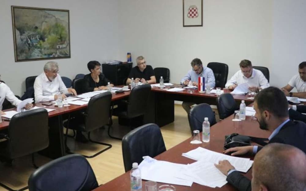 Ilustracija članka: Vlada ŽZH uplatila drugu tranšu za sufinanciranje prijevoza učenika